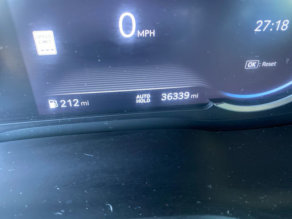 Used 2022 Genesis G80 2.5T w/ Prestige Package image 17