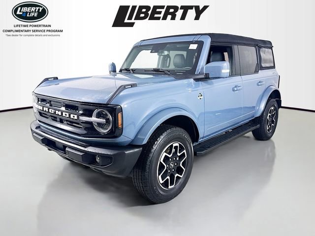 Used 2023 Ford Bronco Outer Banks image 3