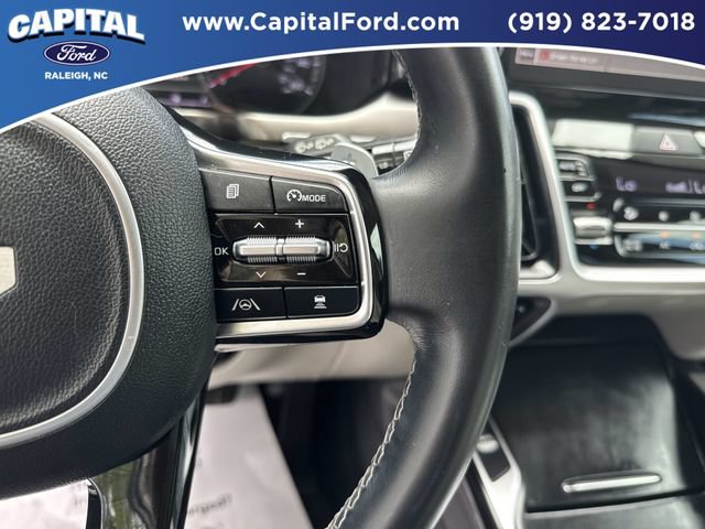 Used 2022 Kia Sorento EX w/ Panoramic Sunroof Package FWD image 24