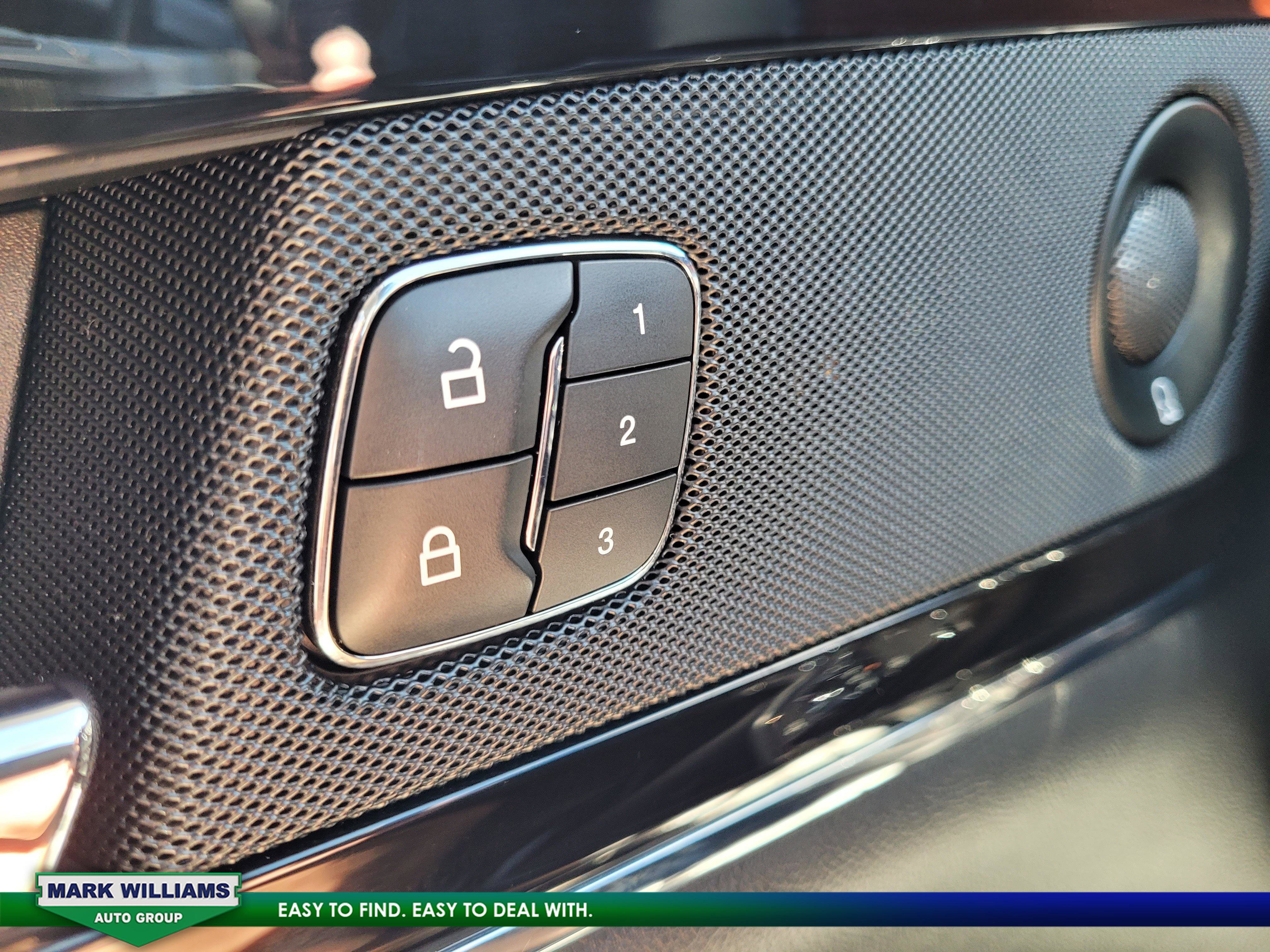 Used 2022 Lincoln Nautilus Reserve w/ Equipment Group 201A image 28