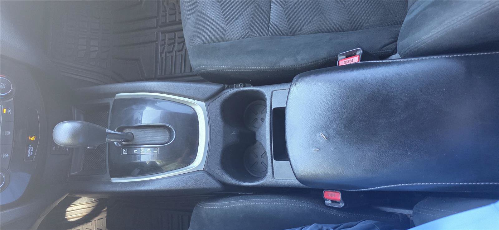 Used 2016 Nissan Rogue S FWD image 17