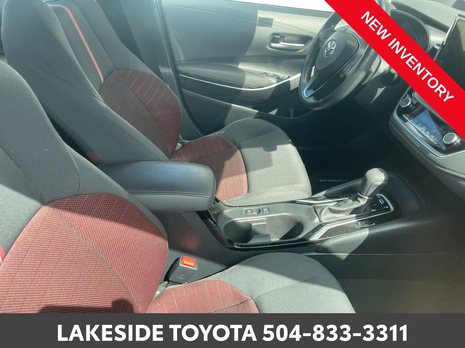 Used 2023 Toyota Corolla SE image 10