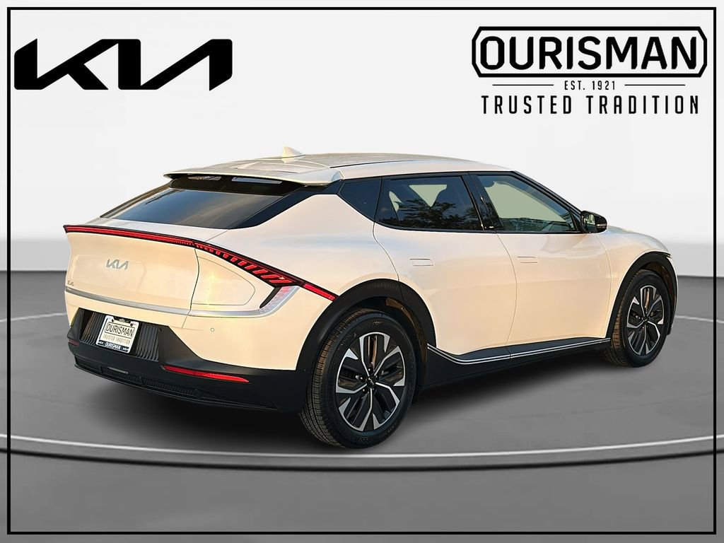 Certified 2024 Kia EV6 Light AWD/4WD image 4