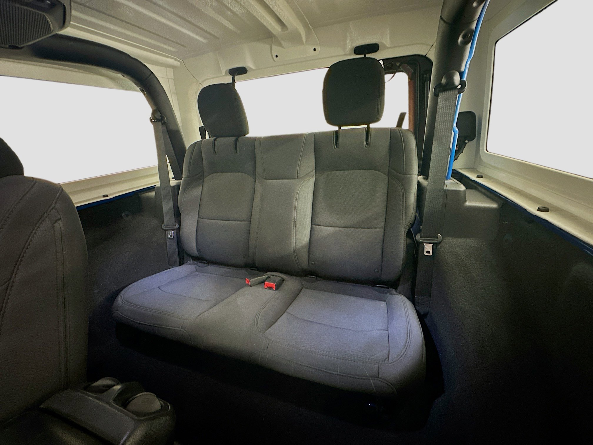 Used 2021 Jeep Wrangler Sport image 28