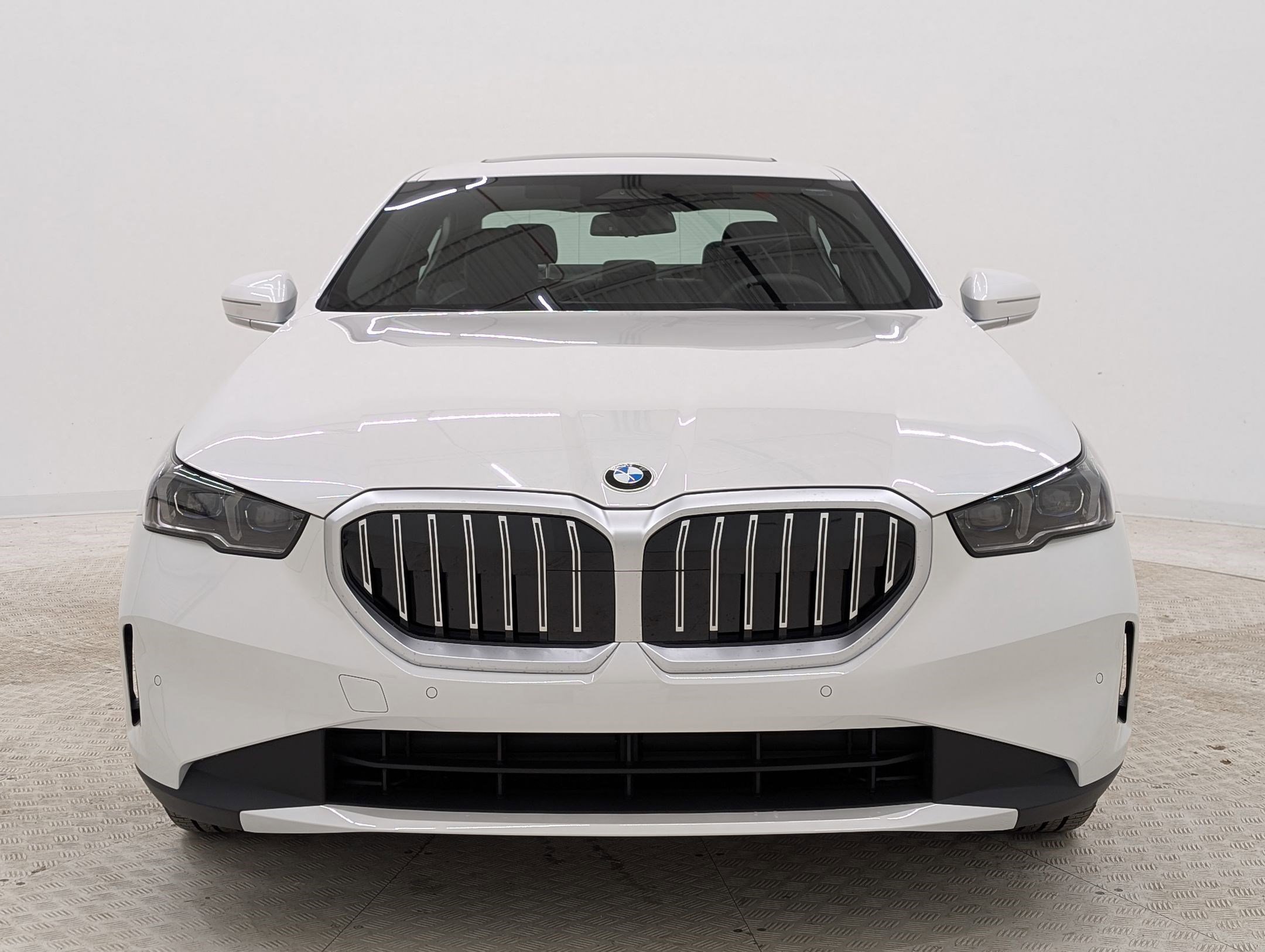 New 2026 BMW 530i RWD image 6