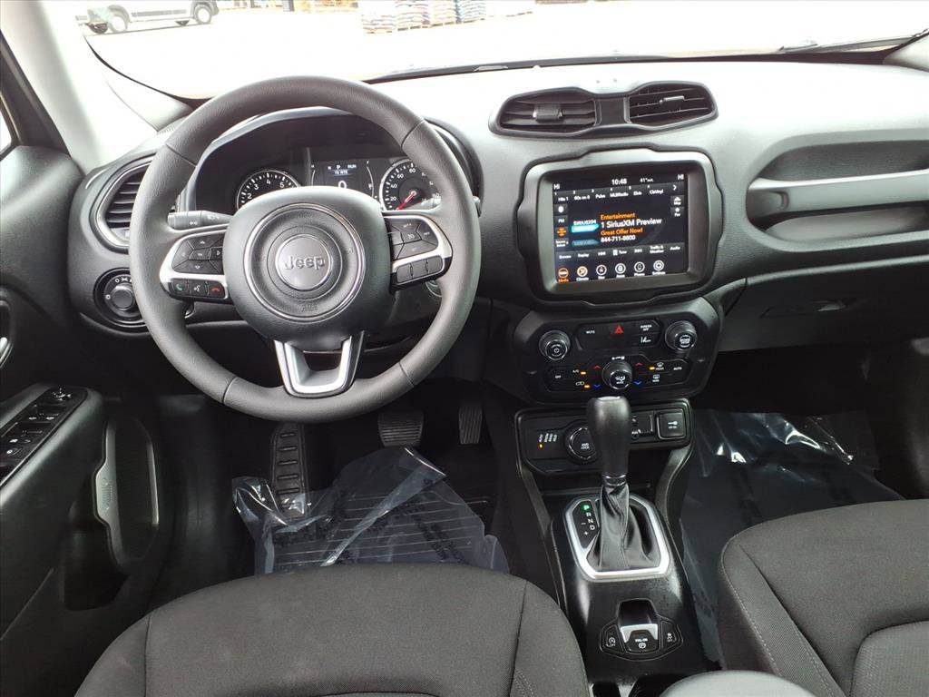 Used 2023 Jeep Renegade Latitude image 17