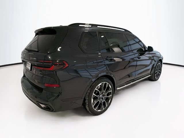 Used 2025 BMW X7 xDrive40i w/ Executive Package image 7