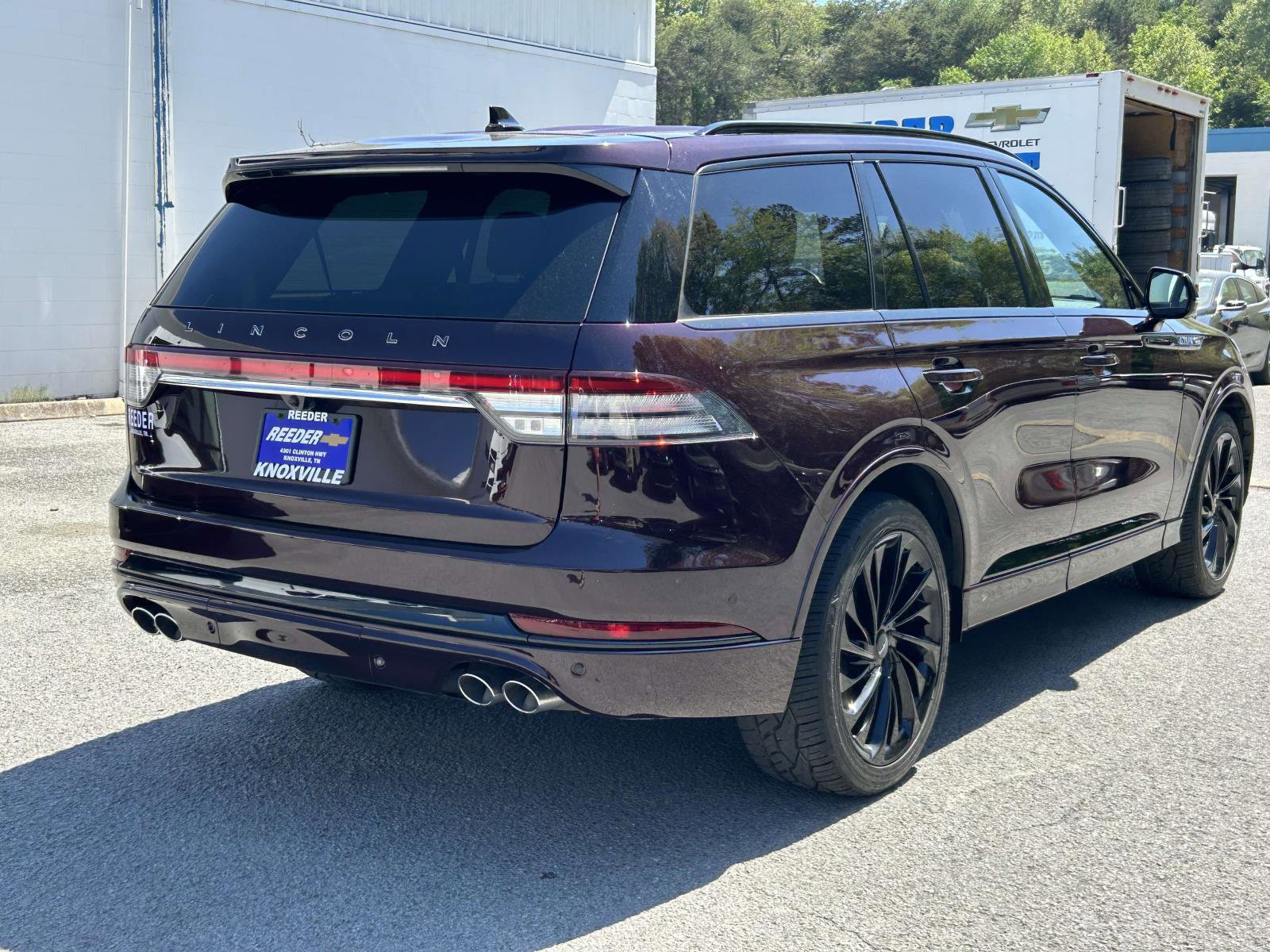 Used 2023 Lincoln Aviator Black Label w/ Jet Package AWD/4WD image 3