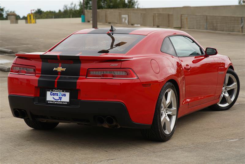 Used 2015 Chevrolet Camaro SS w/ RS Package RWD image 7