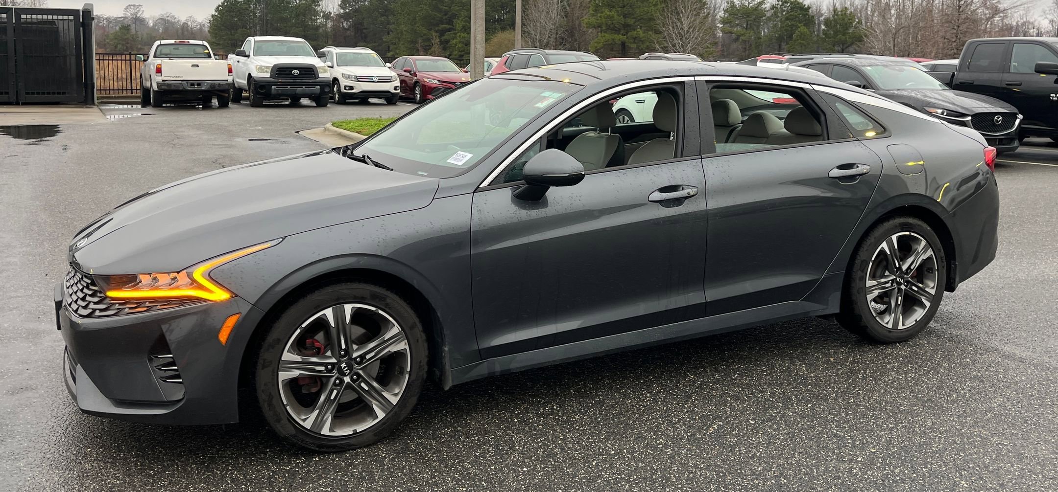 Used 2021 Kia K5 EX w/ EX Premium Package image 4