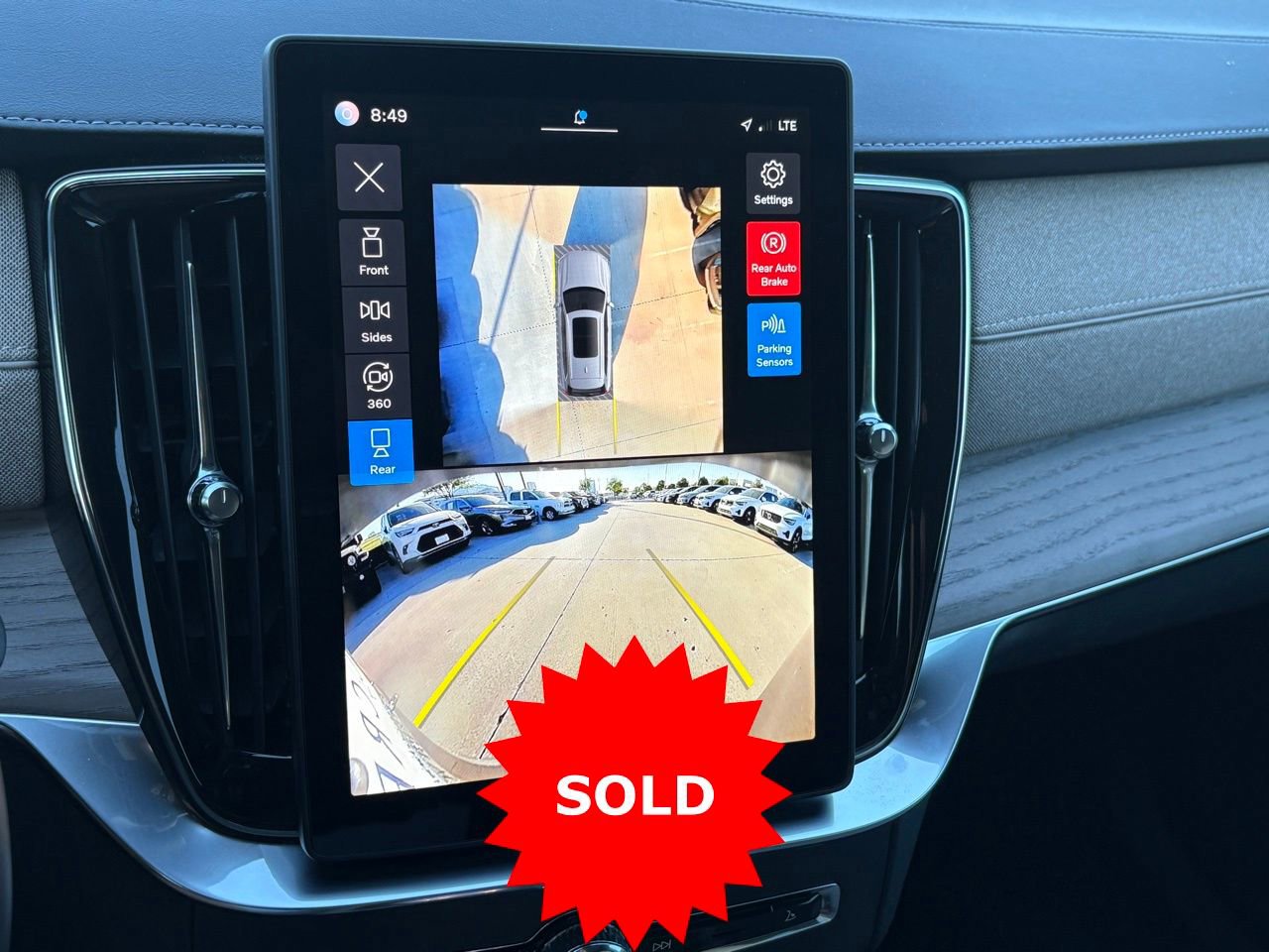 Certified 2025 Volvo XC90 T8 Ultra w/ Lounge Package image 23
