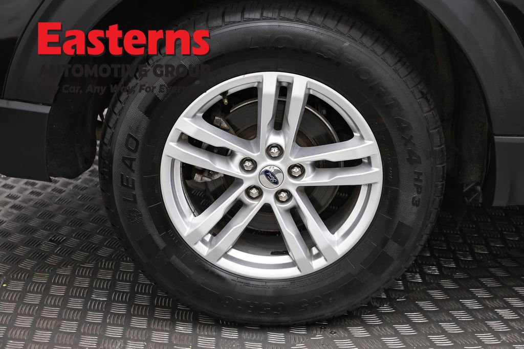 Used 2023 Ford Explorer XLT w/ Equipment Group 202A image 30