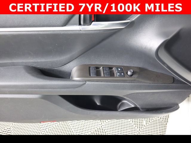 Used 2022 Toyota Camry SE FWD image 34