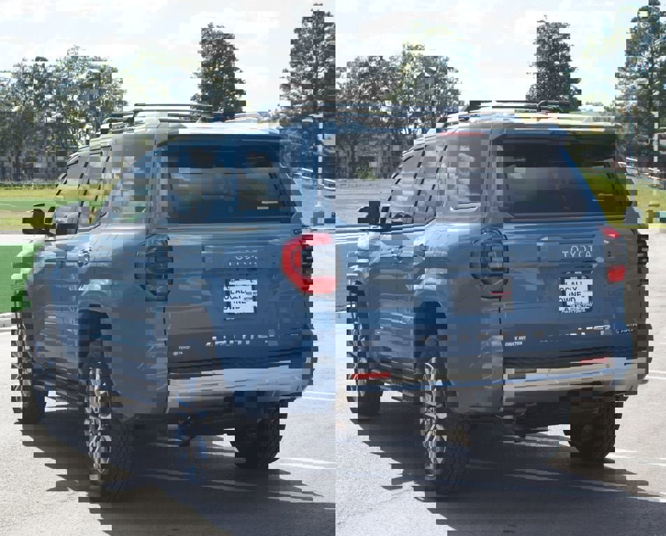 Used 2025 Toyota 4Runner Limited image 16