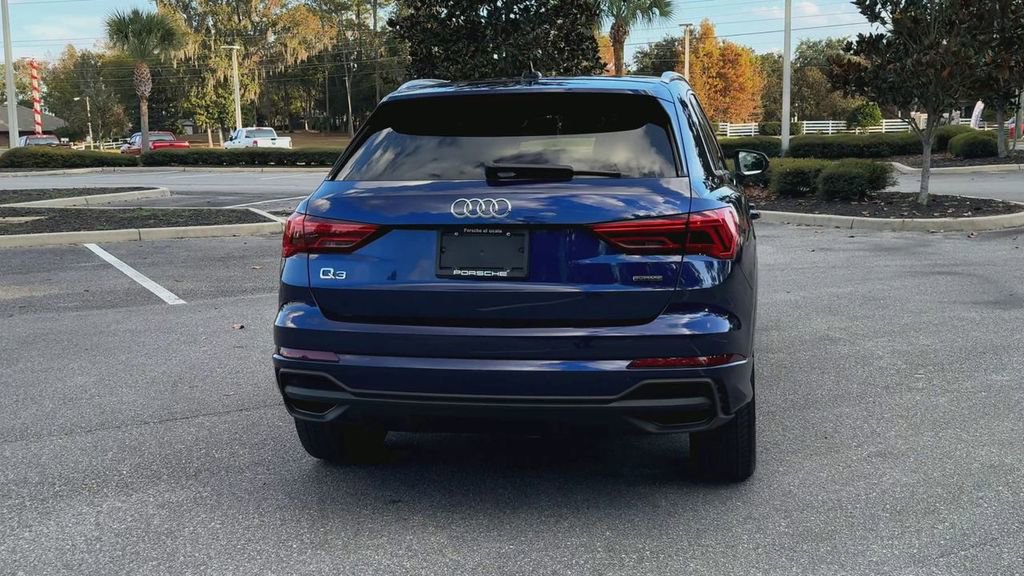 Used 2023 Audi Q3 2.0T Premium Plus image 7