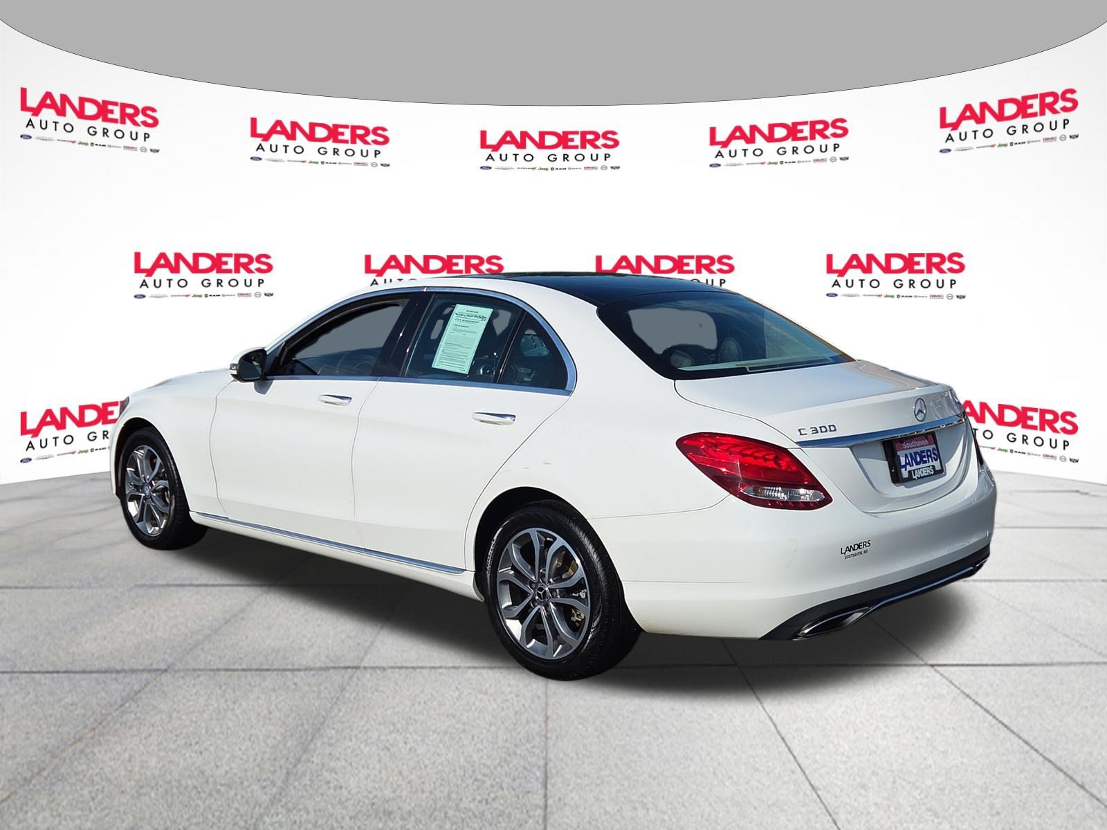 Used 2017 Mercedes-Benz C 300 4MATIC Sedan image 5