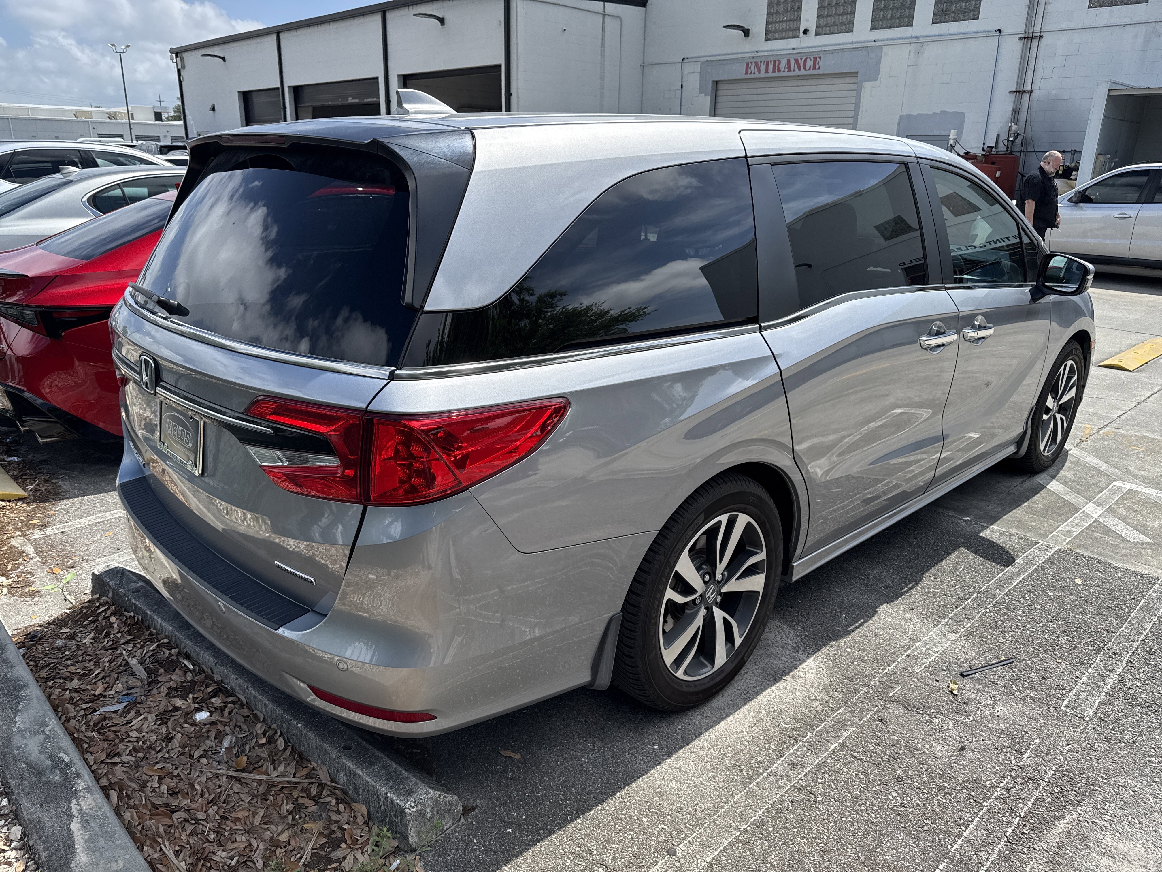 Used 2023 Honda Odyssey Touring image 4