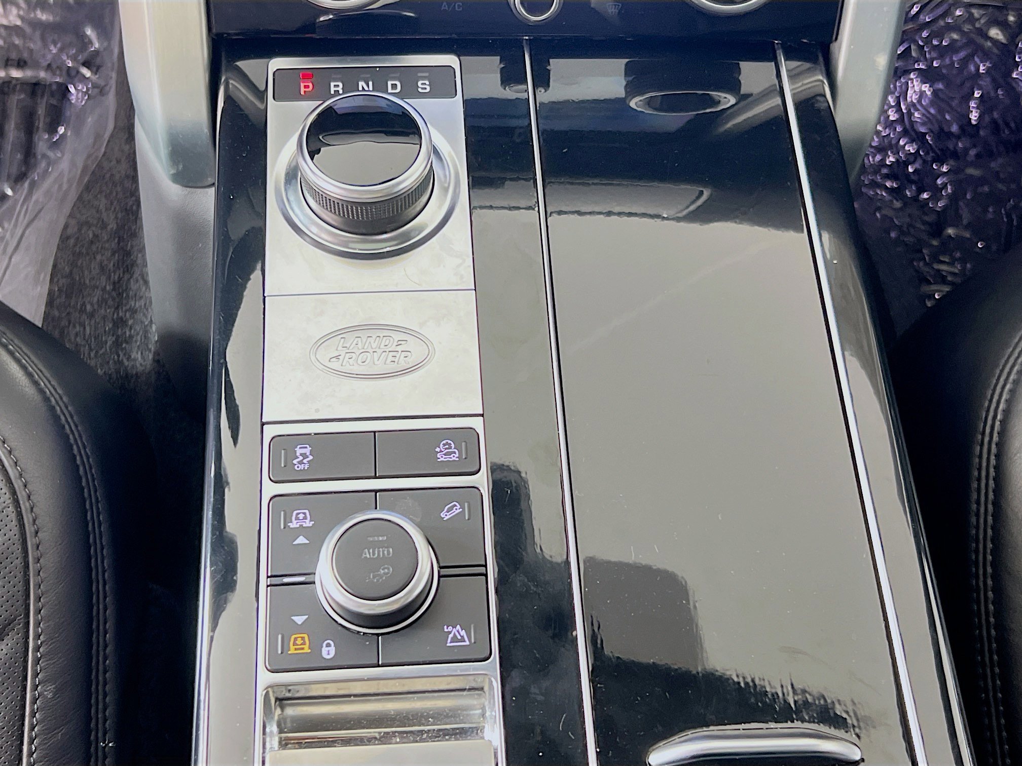 Used 2019 Land Rover Range Rover Autobiography image 17