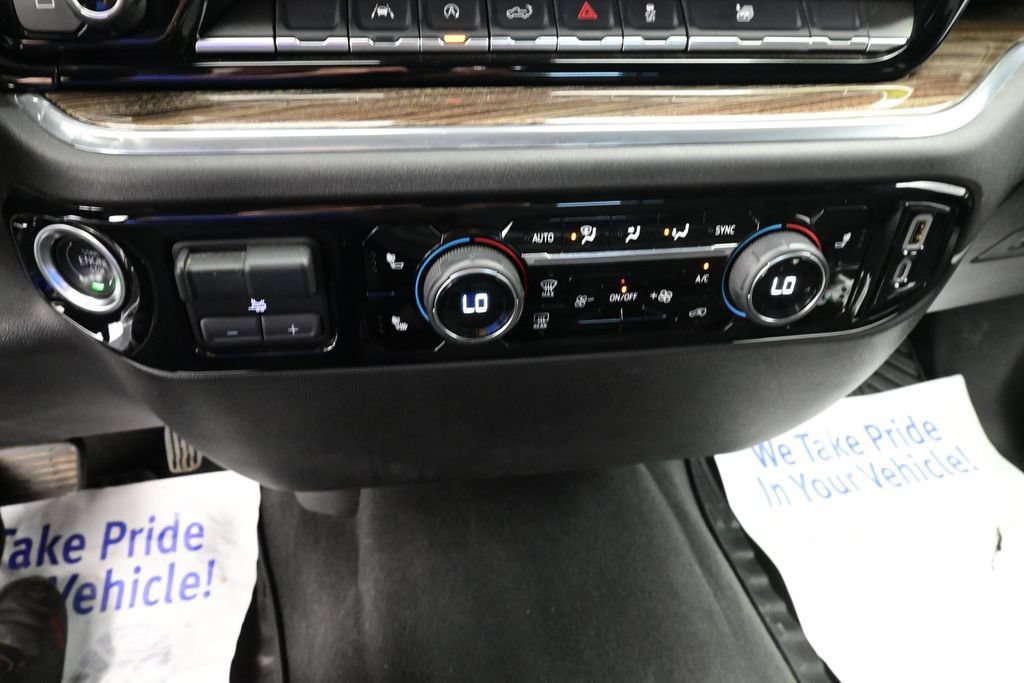 Used 2025 Chevrolet Silverado 1500 LT w/ Work Truck Package AWD/4WD image 31