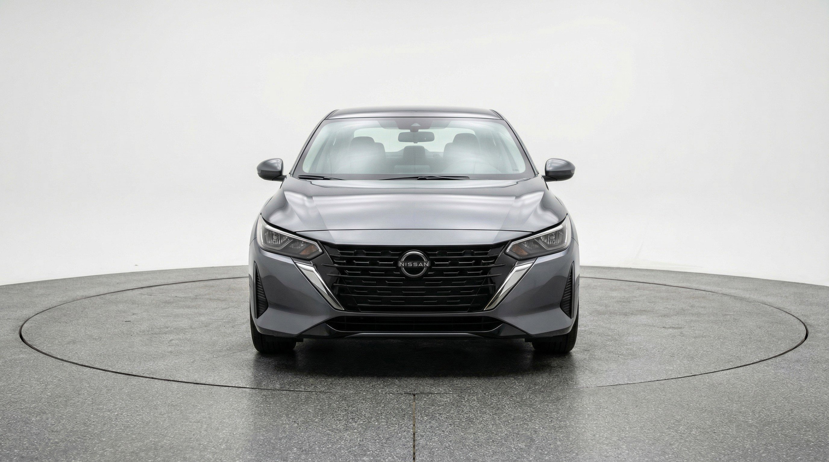 Used 2025 Nissan Sentra SV image 2