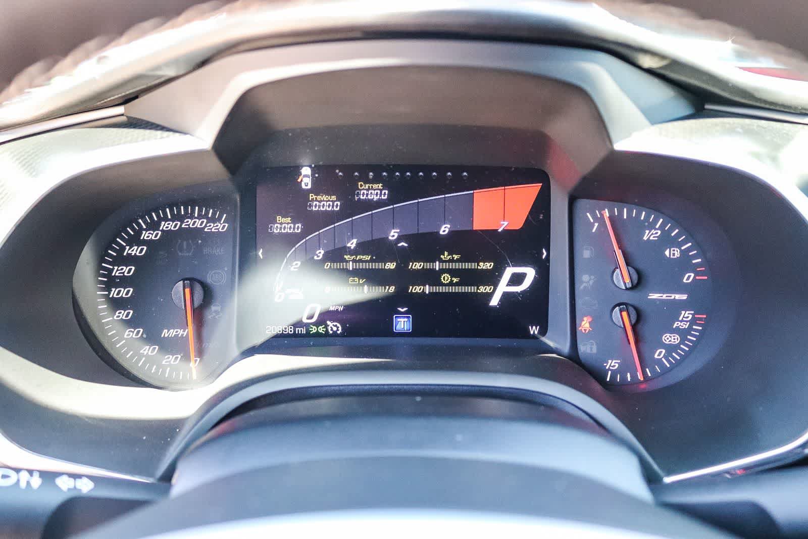 Used 2015 Chevrolet Corvette Z06 w/ 3LZ Preferred Equipment Group RWD image 15