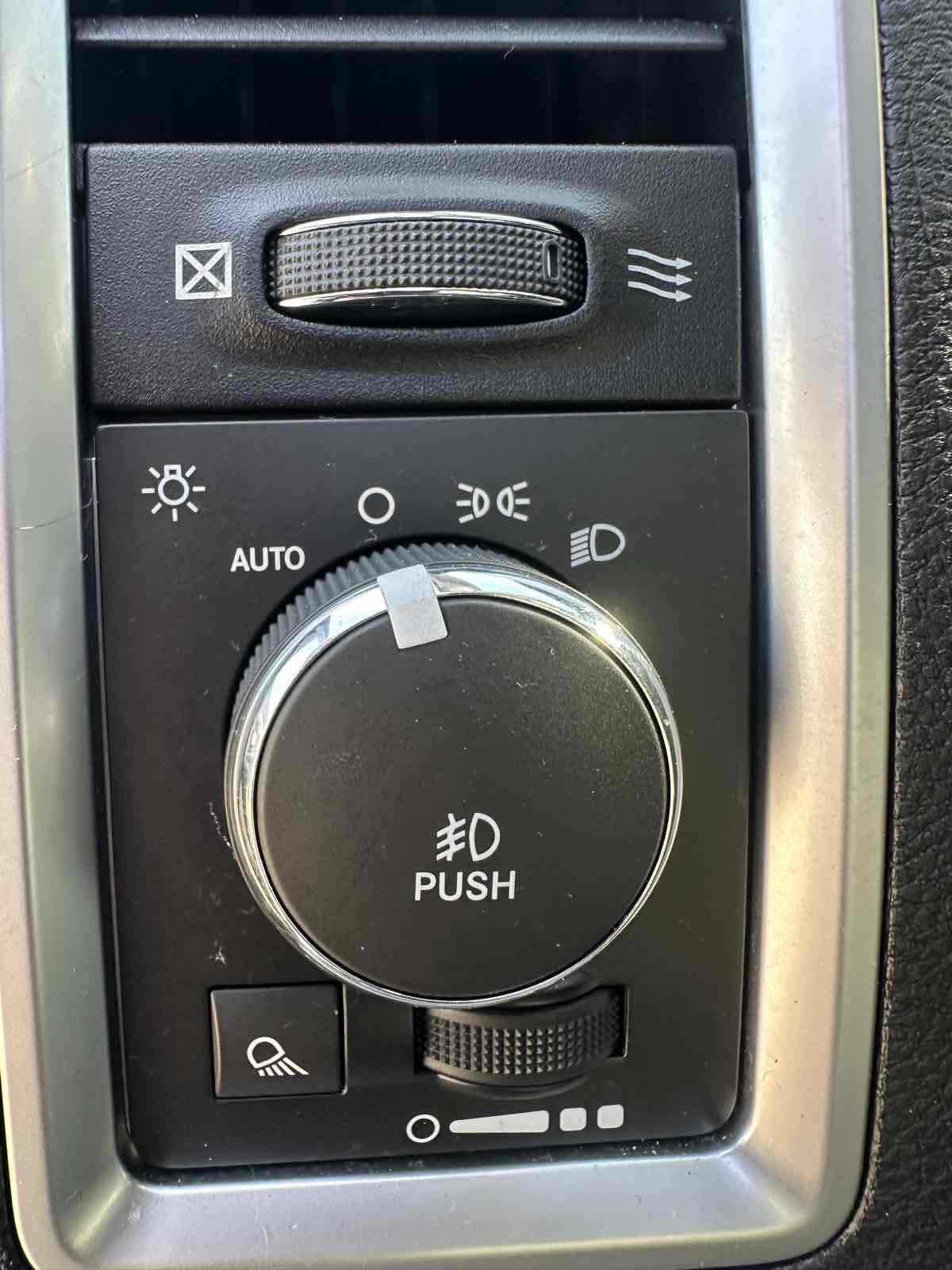 Used 2016 RAM 1500 Big Horn image 13