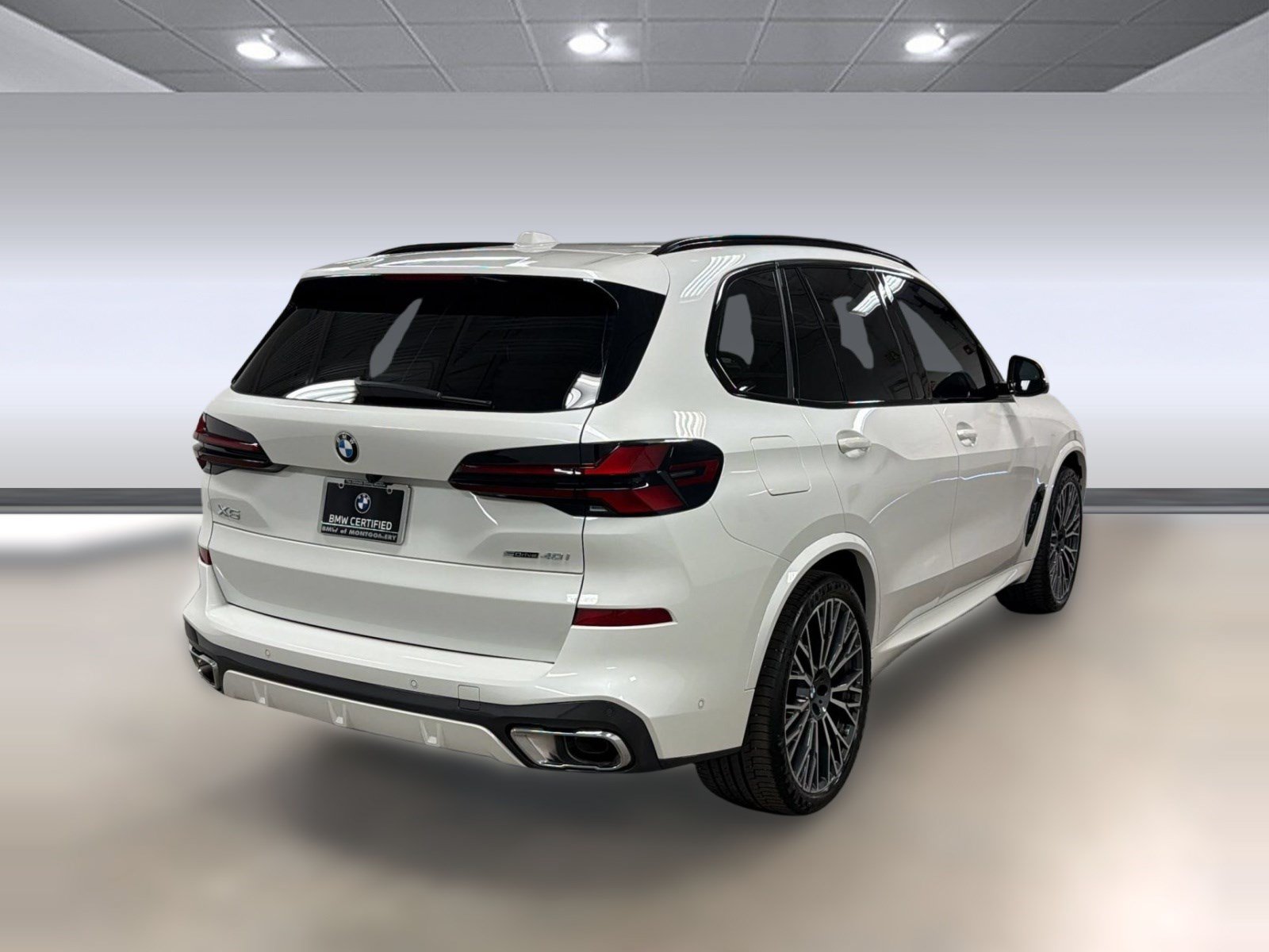 Certified 2026 BMW X5 sDrive40i w/ M Sport Package RWD image 8