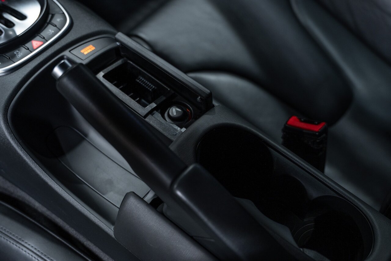 Used 2011 Audi R8 V10 AWD/4WD image 50