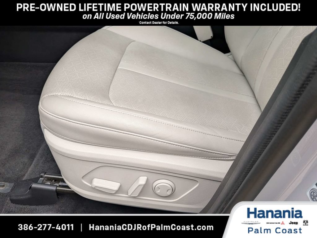 Used 2023 Kia Sorento EX w/ Panoramic Sunroof Package FWD image 21