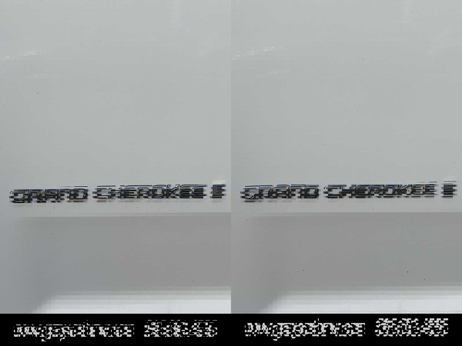 Used 2022 Jeep Grand Cherokee Summit w/ Luxury Tech Group V image 38