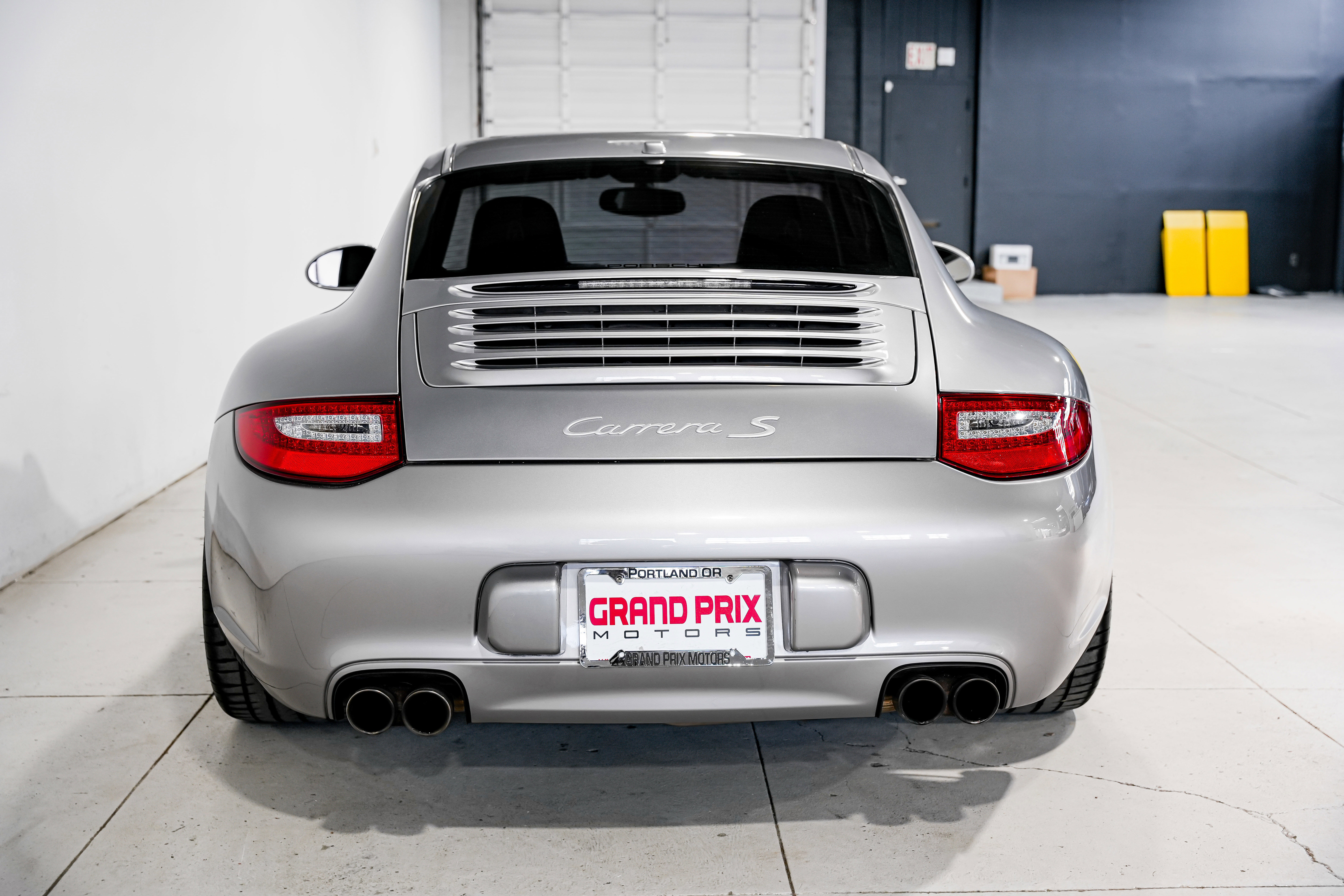 Used 2009 Porsche 911 Carrera S RWD image 4