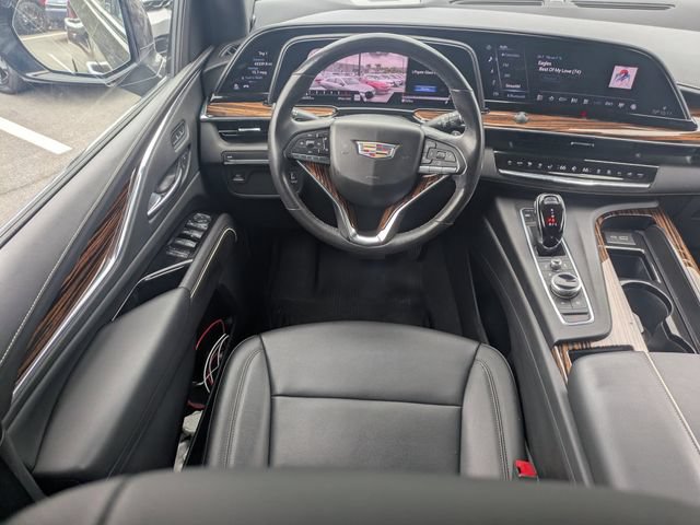 Used 2021 Cadillac Escalade Luxury RWD image 14