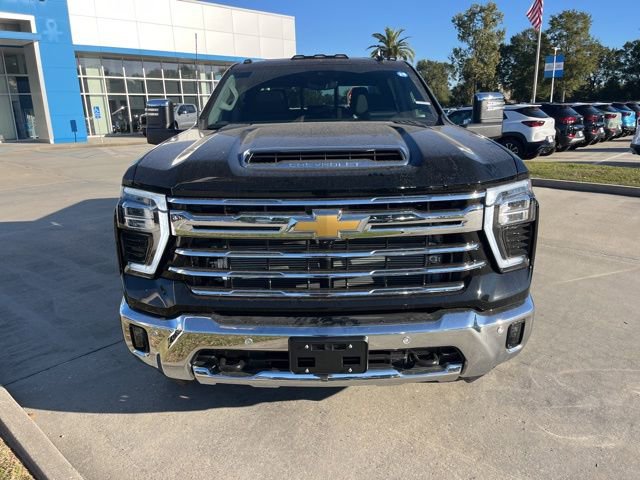 New 2026 Chevrolet Silverado 3500 LTZ w/ LTZ Plus Package image 15