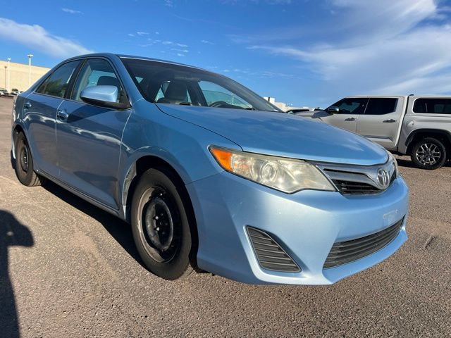 Used 2012 Toyota Camry LE FWD image 8
