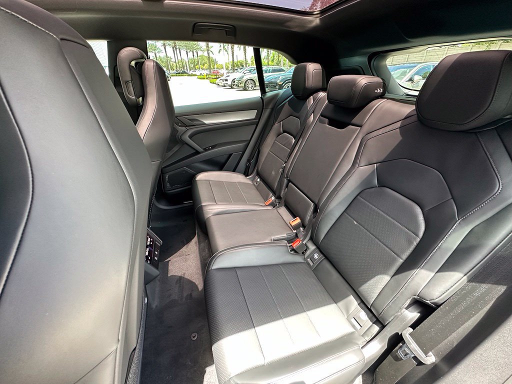 New 2026 Porsche Cayenne S AWD/4WD image 43
