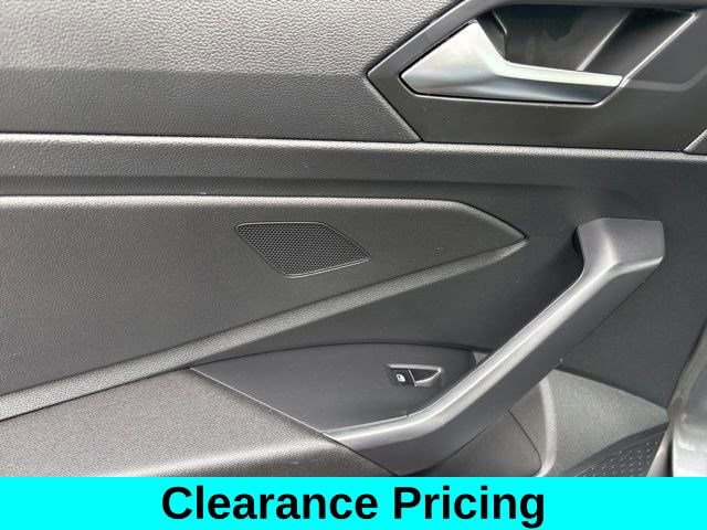 Used 2024 Volkswagen Jetta SE image 28