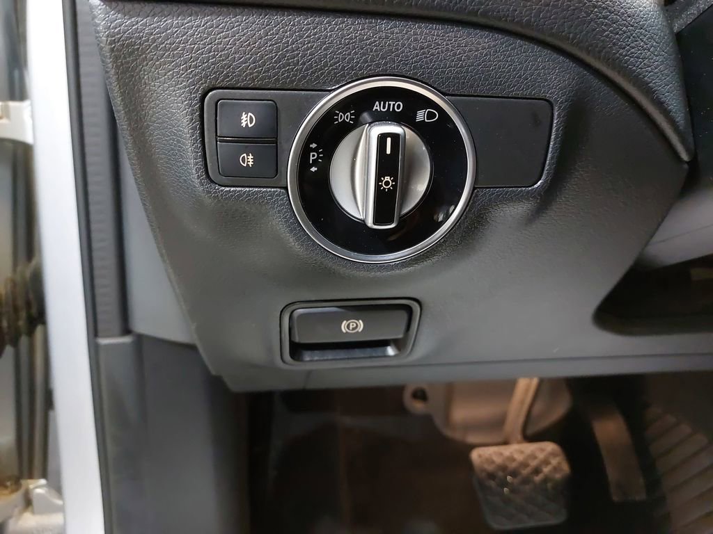 Used 2019 Mercedes-Benz GLA 250 image 27