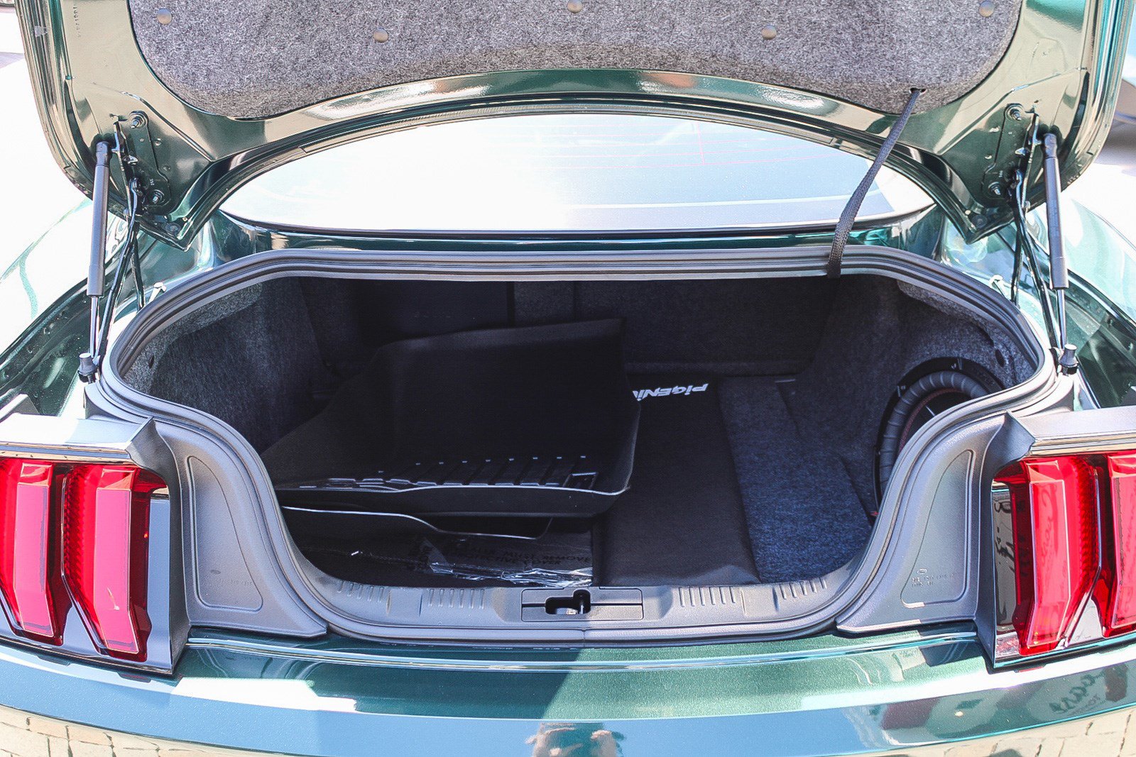 Used 2019 Ford Mustang Bullitt w/ Bullitt Electronics Package RWD image 27
