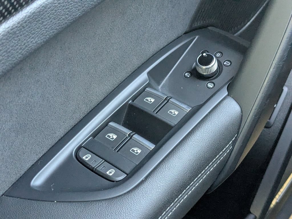 Used 2022 Audi SQ5 Premium Plus w/ Premium Plus Package AWD/4WD image 15