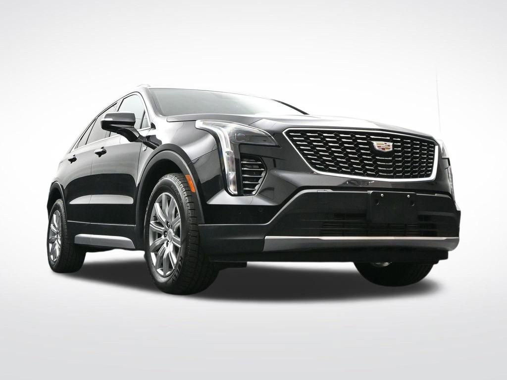 Certified 2023 Cadillac XT4 Premium Luxury w/ Cold Weather Package AWD/4WD image 30