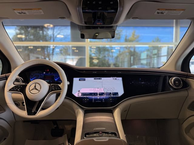 Used 2023 Mercedes-Benz EQS 580 4MATIC SUV image 37