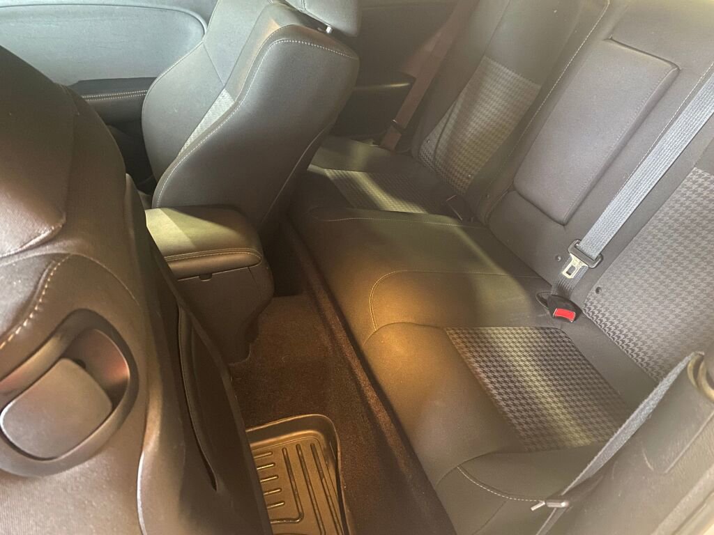 Used 2019 Dodge Challenger R/T image 16