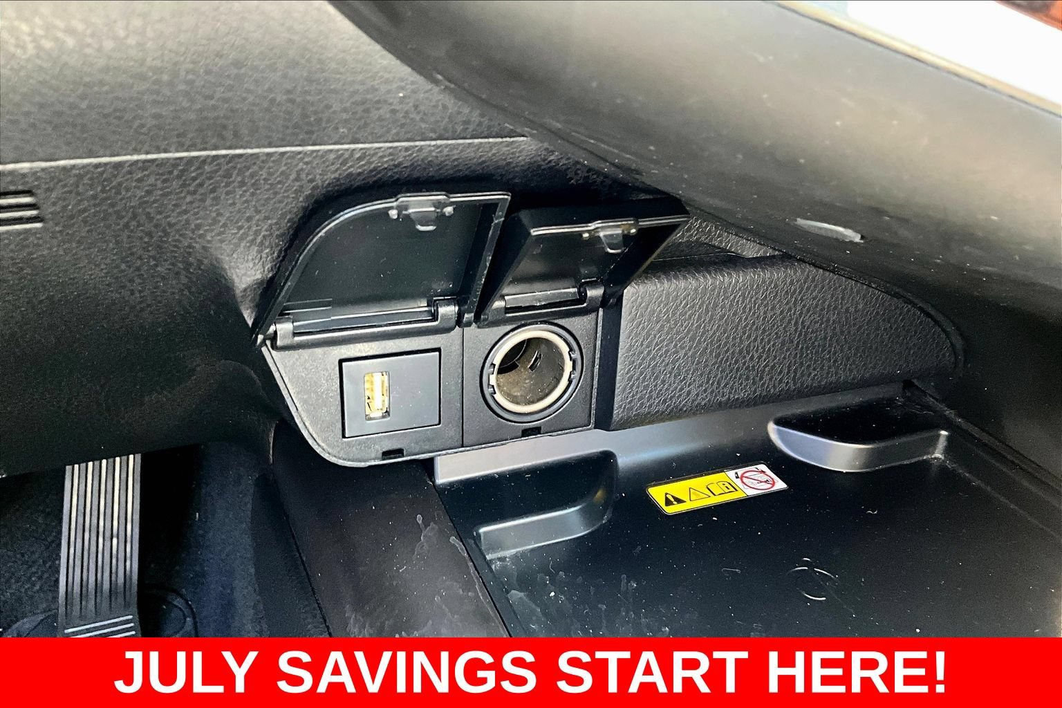 Used 2024 Toyota Camry XSE w/ Navigation Package FWD image 21