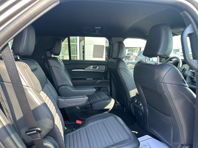 New 2026 Ford Explorer ST-Line AWD/4WD image 16