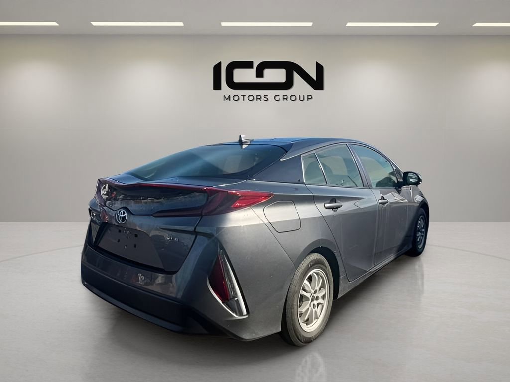 Used 2021 Toyota Prius Prime XLE FWD image 5