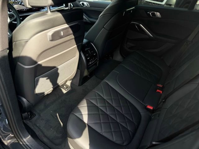 New 2026 BMW X6 M60i image 19