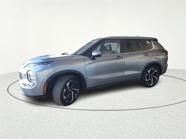 Used 2024 Mitsubishi Outlander SE image 4