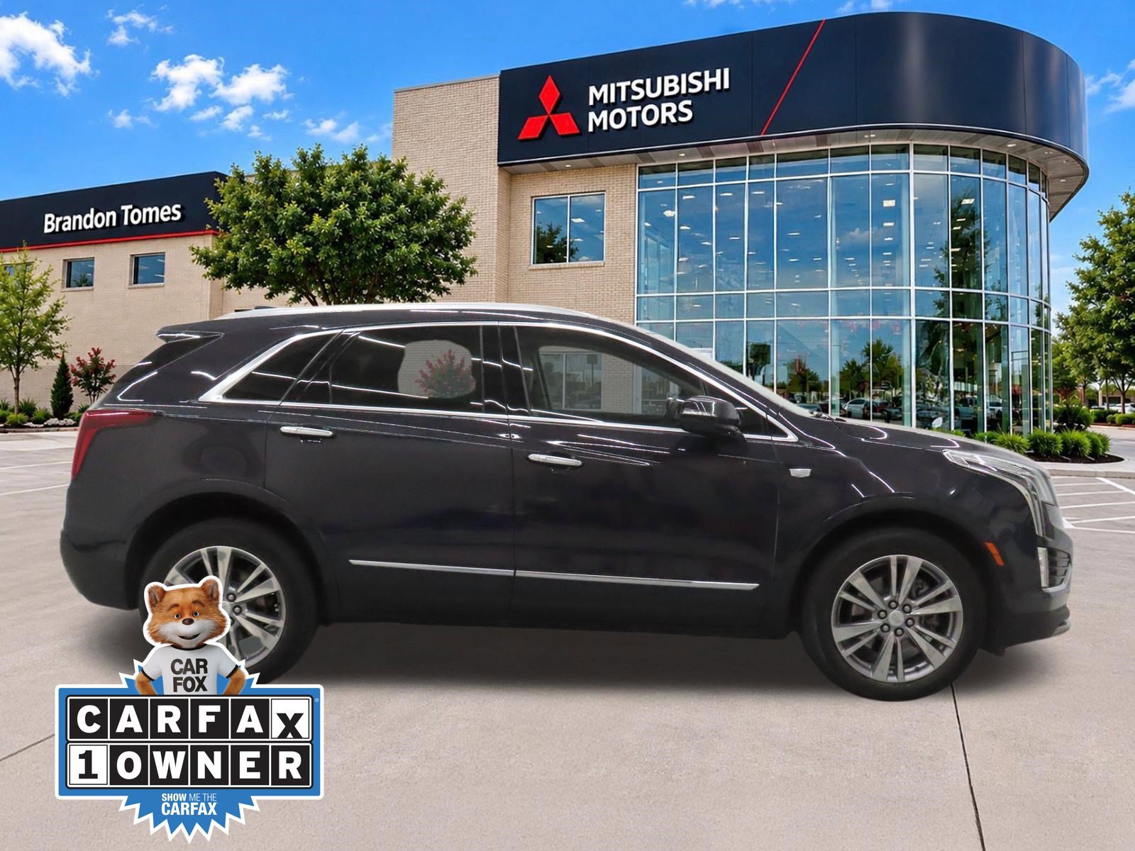 Used 2024 Cadillac XT5 Premium Luxury FWD image 2
