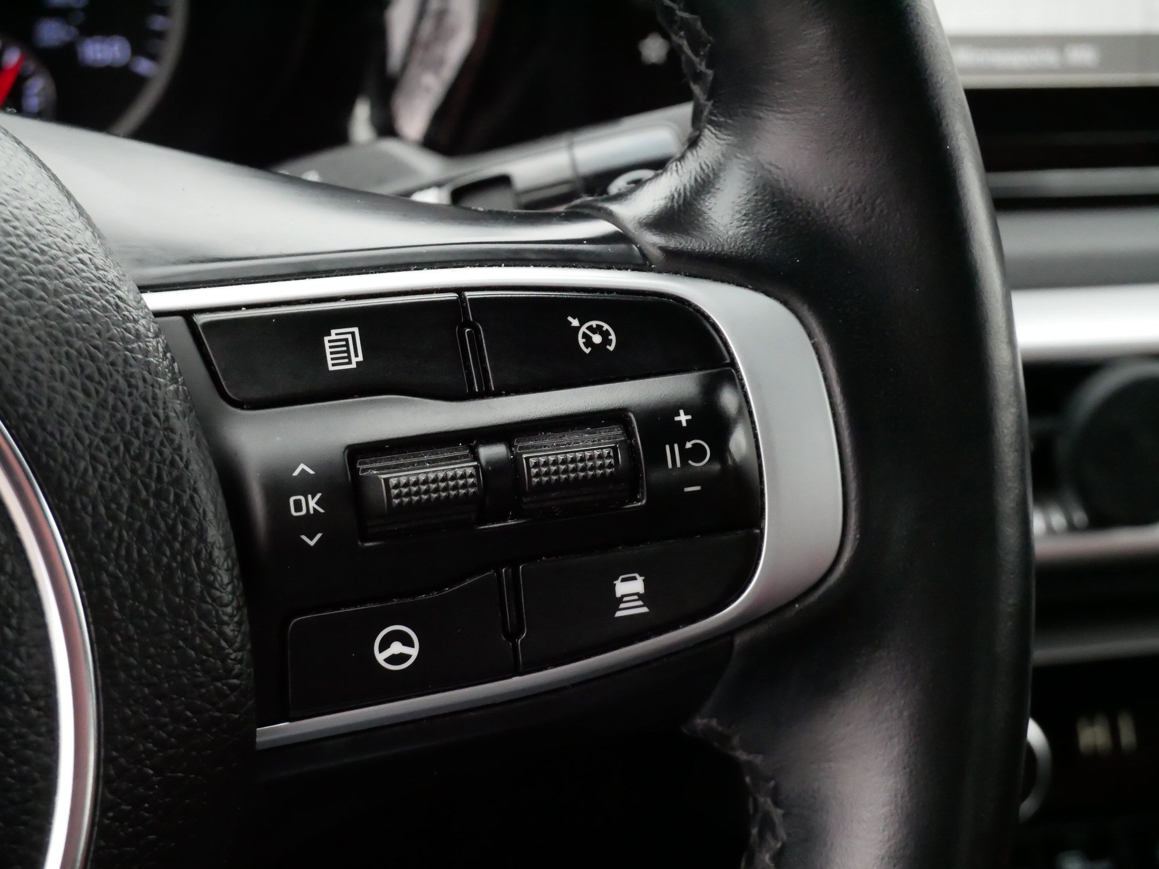 Used 2023 Kia K5 GT-Line image 27