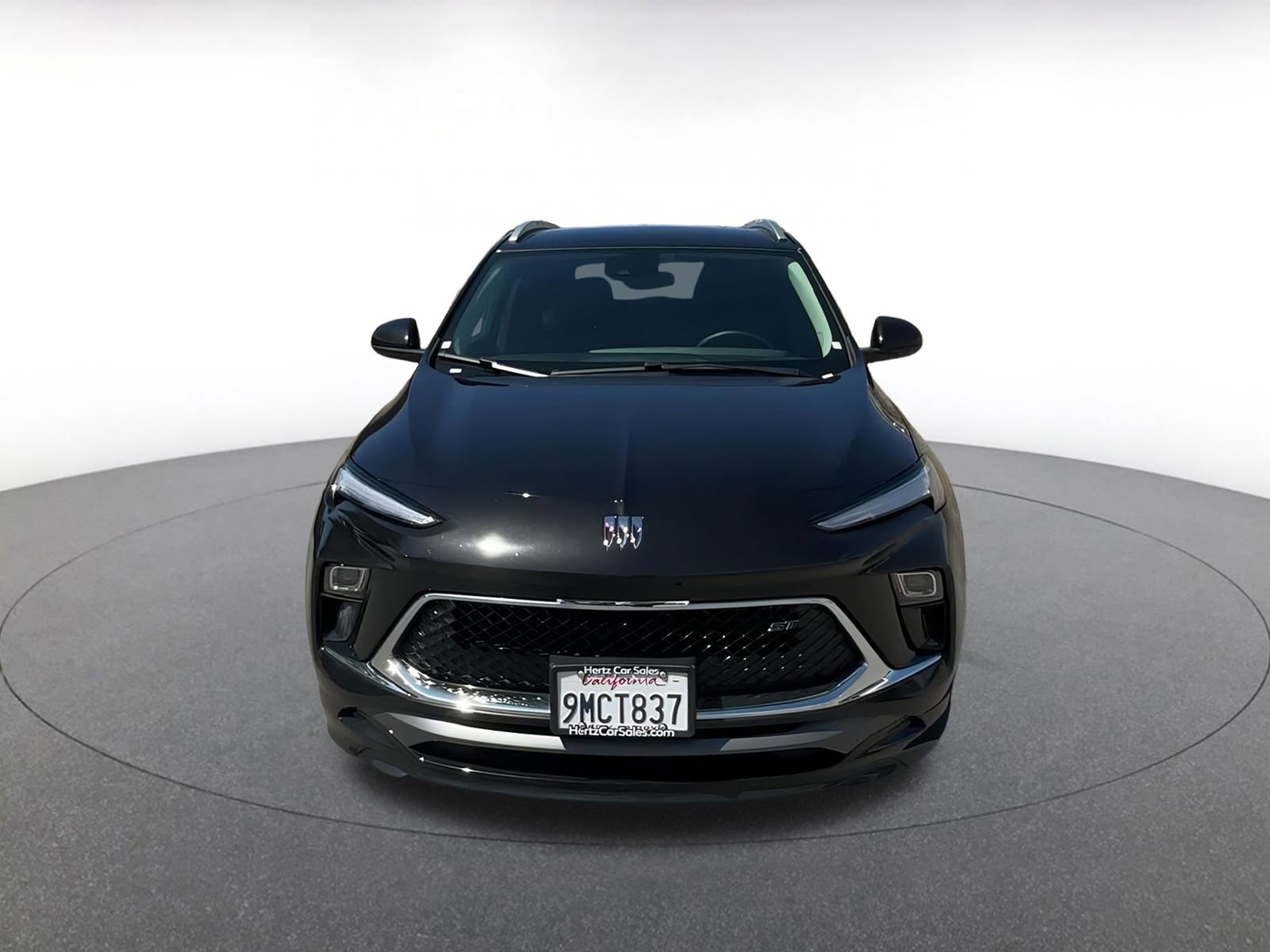 Used 2024 Buick Encore GX Sport Touring image 4